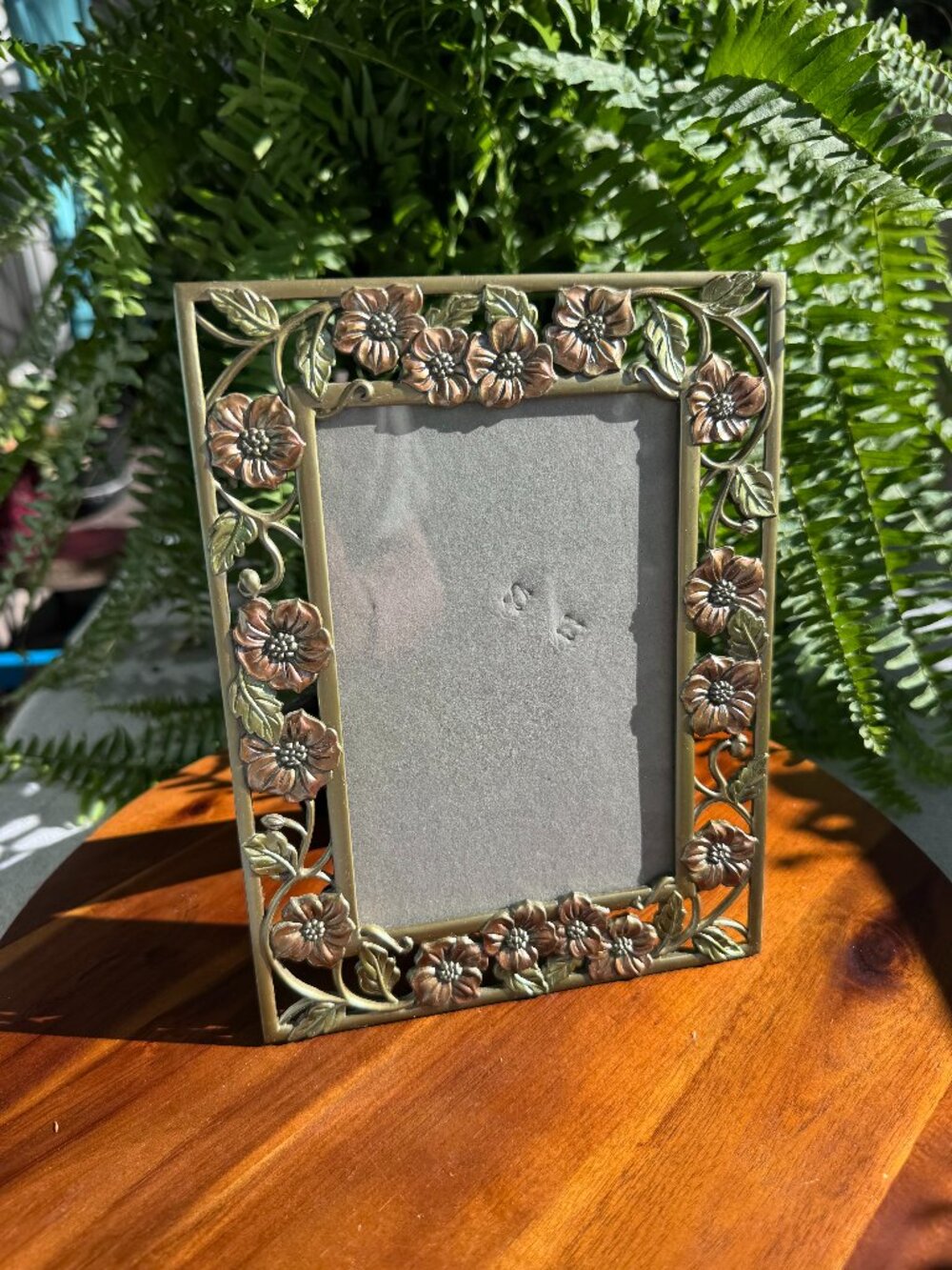 Vintage Reflections Bronze Tone Metal 5x7 Picture Frame with Floral Design